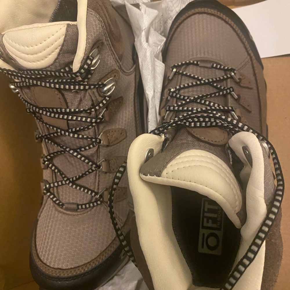 REI hiking boots brand new!’